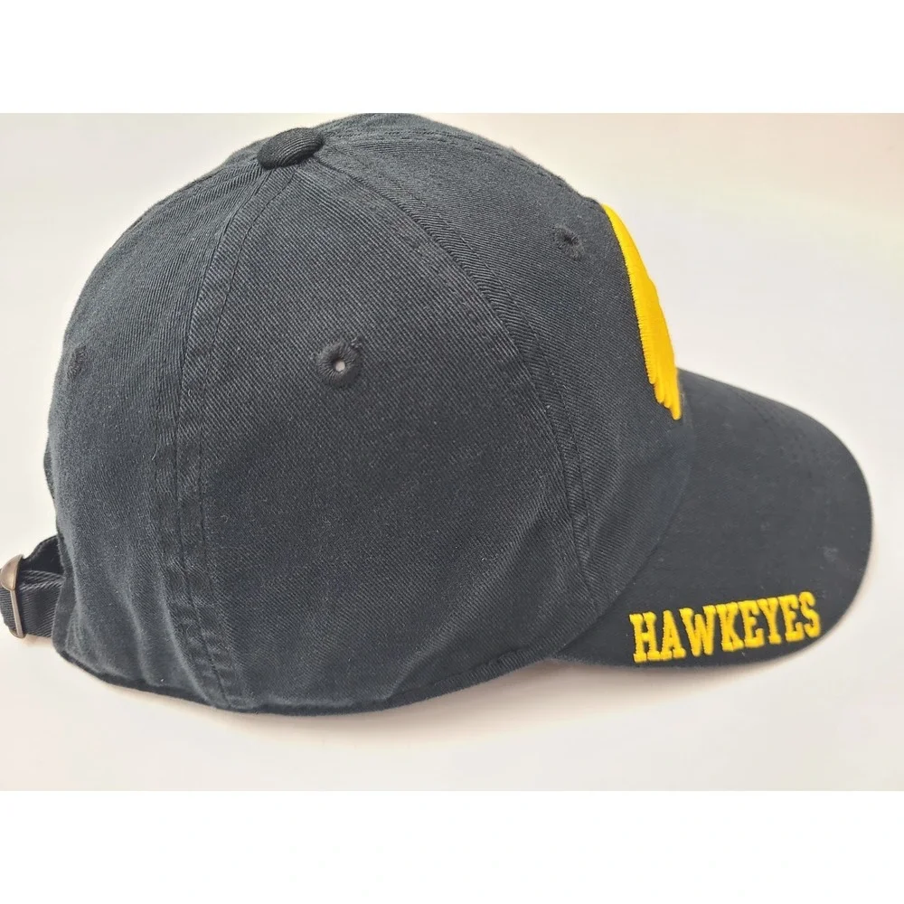 University of Iowa Hawkeyes Russell Strapback Adjustable‎ (Fits Small) Hat Cap
